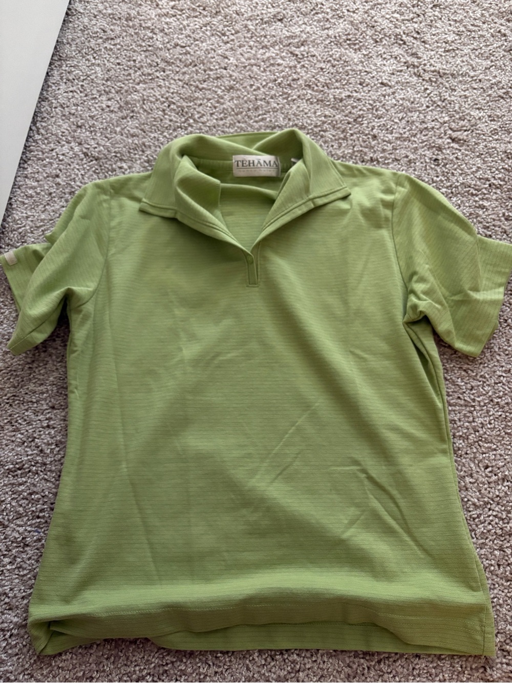 TEHAMA Women's Light Green Short Sleeve Quarter-Zip Polo